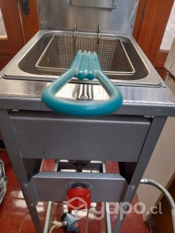 Freidora a gas nueva