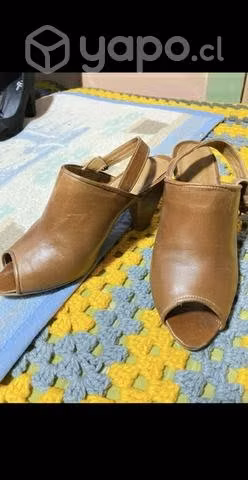 Zapatos de cuero