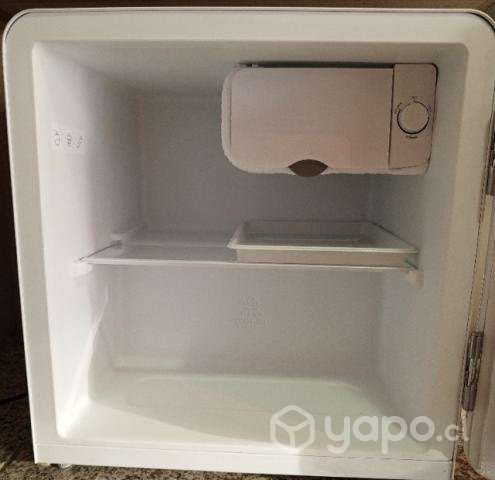 Frigobar marca maigas 47 litros prácticamente nuev - Imagen 2