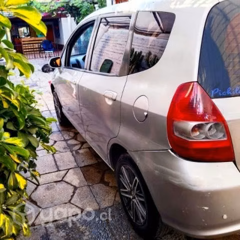 Honda fit 2005