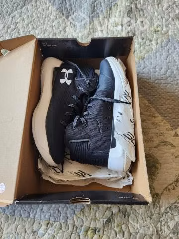 Zapatilla de basketball - Imagen 5