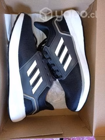 Zapatillas adidas running nuevas