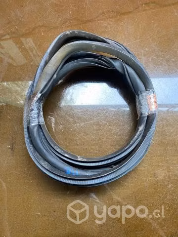 Goma contorno pilar puerta tras der Sportage