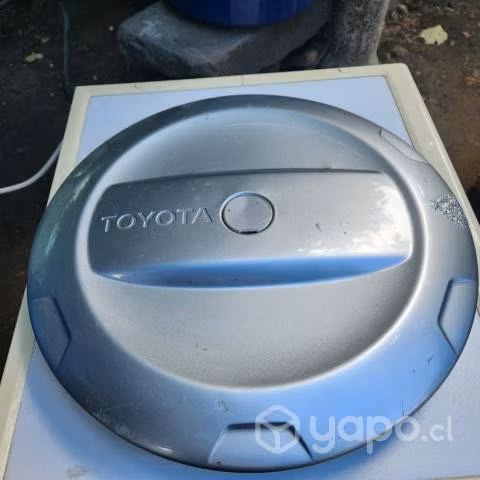 Tapa rueda repuesto original RAV4 2005