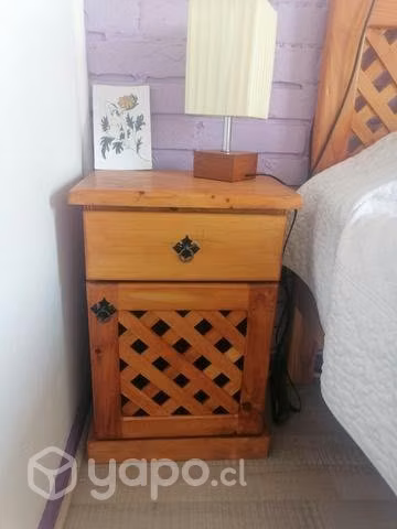 Maravilloso set Cama de madera + colchón + velador - Imagen 5
