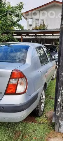 Renault clio 2006 - Imagen 4