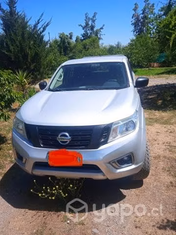 Nissan np300 2016