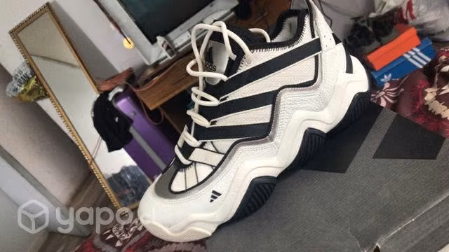 Zapatillas adidas nuevas - Imagen 3