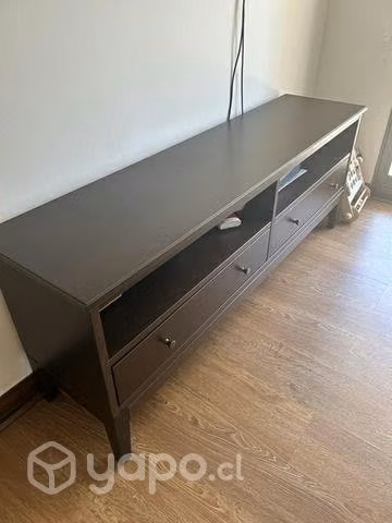 Rack para televisión con dos cajones (Ikea)