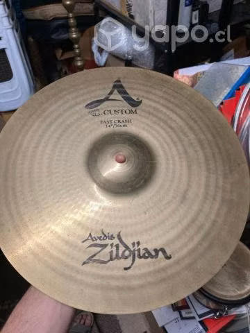 Zildjian A custom Fast Crash 14" Buen estado