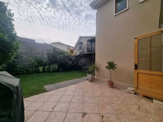 Se arrienda Casa Comercial