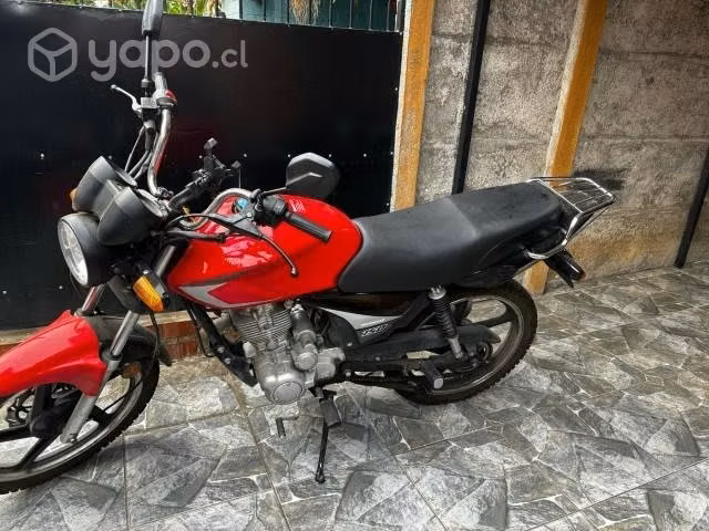 Vendo moto en exelente estado