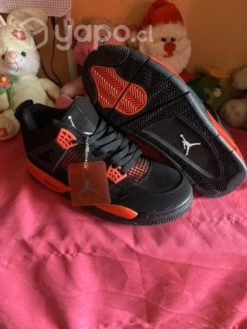 Air Jordan 4 Retro Red Thunder - Imagen 2