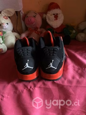 Air Jordan 4 Retro Red Thunder - Imagen 3