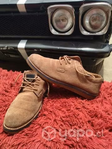 Zapatos de gamuza número 43
