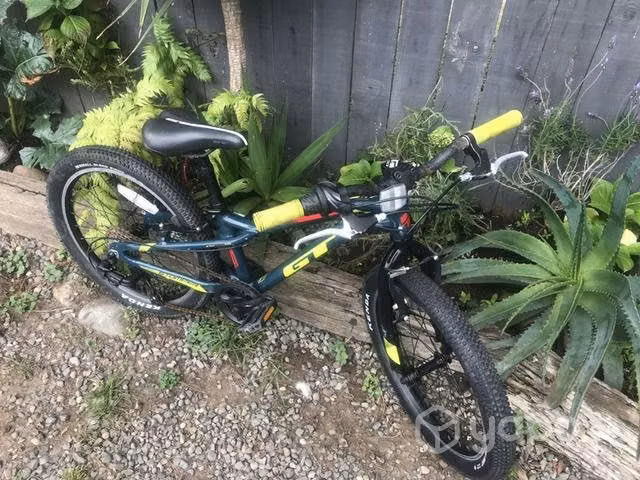 Bicicleta GT Stomper, aro 20