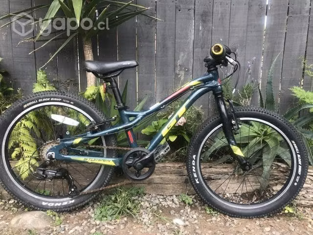 Bicicleta GT Stomper, aro 20 - Imagen 3