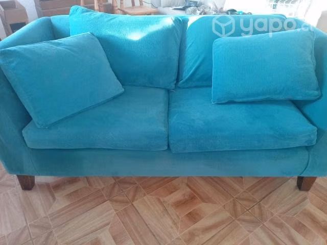 Sofá turquesa