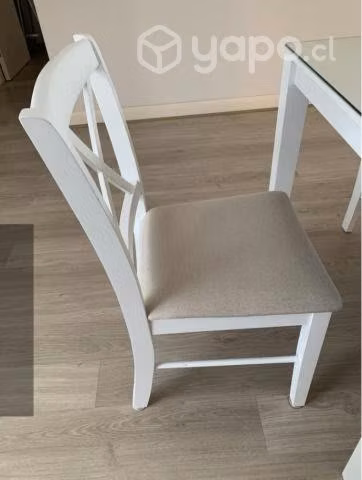 Comedor blanco (6 sillas) + cubierta protectora