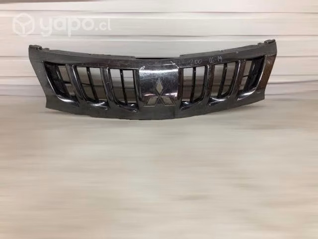 Mascara mitsubishi l