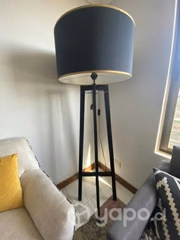 Lámpara pie trípode nórdica - Imagen 3