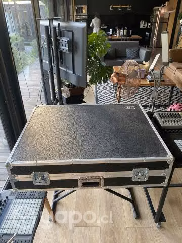 Hard case tipo pedalboard