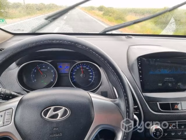 Se vende hiunday new tucson 2011