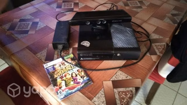 Xbox con 2 manillas