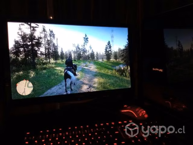 Pc gamer con monitor