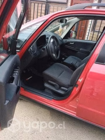 Vendo suzuki sx4 año 2015