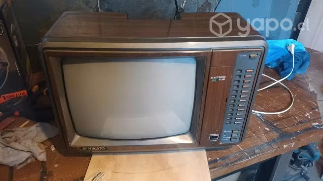 Televisor antiguo marca hikato - Imagen 4