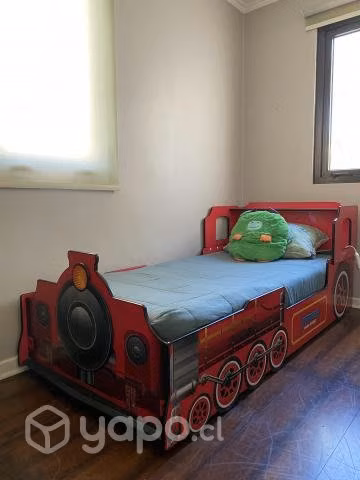 Cama Tren impecable incluye colchón