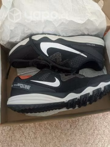 Nike Juniper Trail