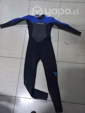 Trajes de agua nuevos
