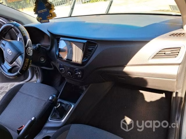 Hyundai accent 2021