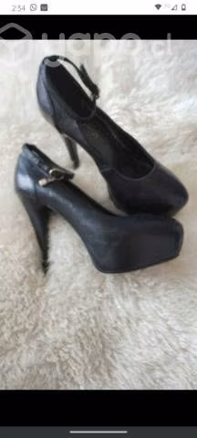 Zapatos de cuero