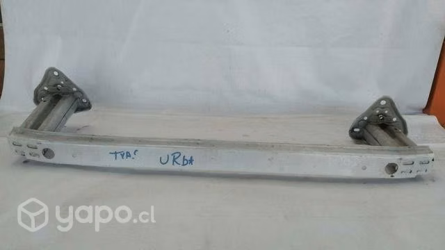 Soporte trasero Toyota Urban Cruiser desarmaduría