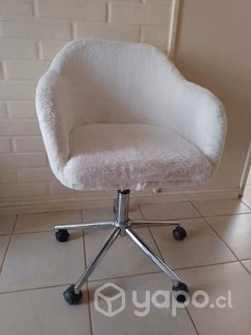 Sillón escritorio blanco afelpada