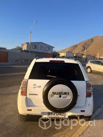 Suzuki grand vitara 2.4 GLX sport 4x4