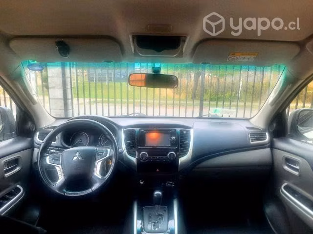 Mitsubishi l200 2018