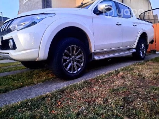 Mitsubishi l200 2018