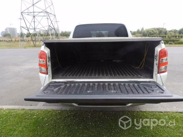 Mitsubishi l200 2018