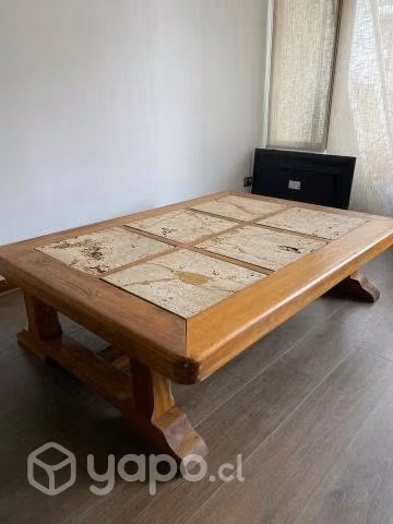 Mesa de mármol y roble