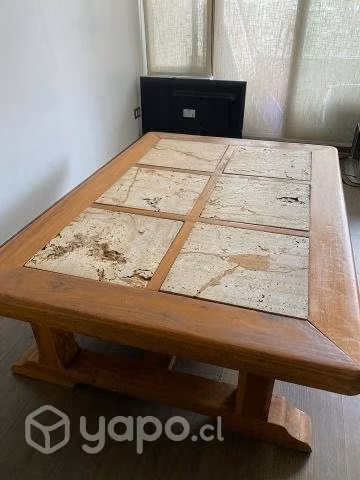 Mesa de mármol y roble