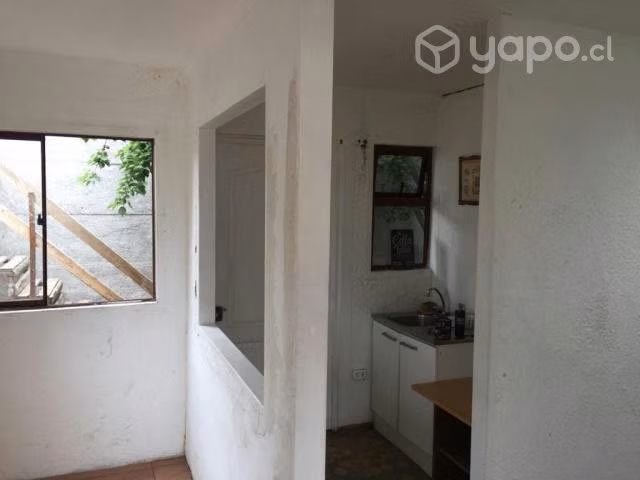 Vendo casa solida desarme con quincho