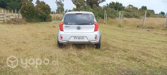 KIA MOTORS MORNING, año 2013