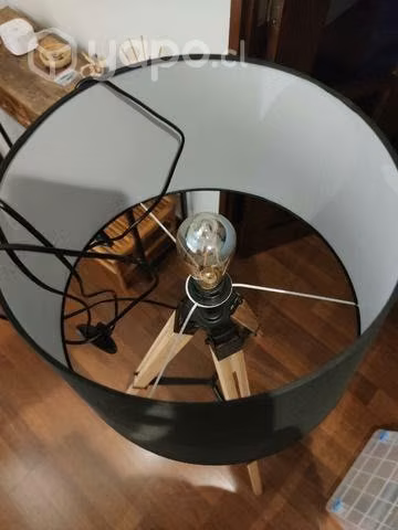 Lámpara de pie nueva
