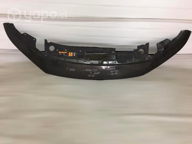 Moldura de capot con cubre chapa mazda 3 sport