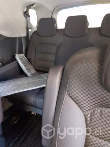 Ssangyong stavic