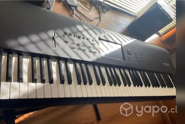 Teclado Korg Nautilus 73